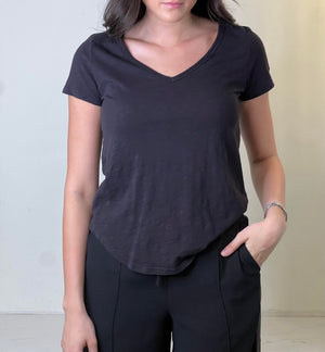 Open image in slideshow, SOFT COTTON SLUB DEEP V TEE
